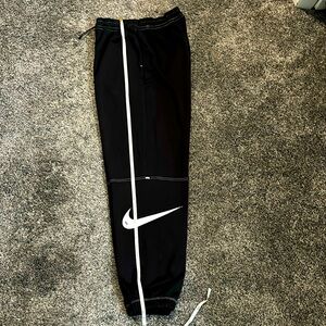 Nike joggers size small